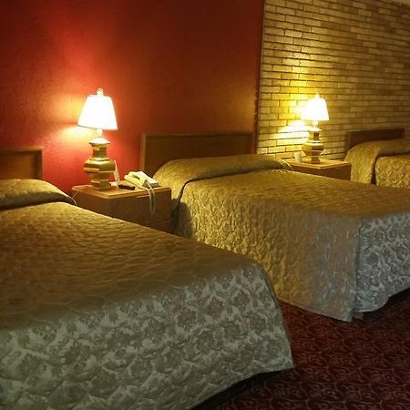 Executive Inn And Suites Waxahachie Zewnętrze zdjęcie